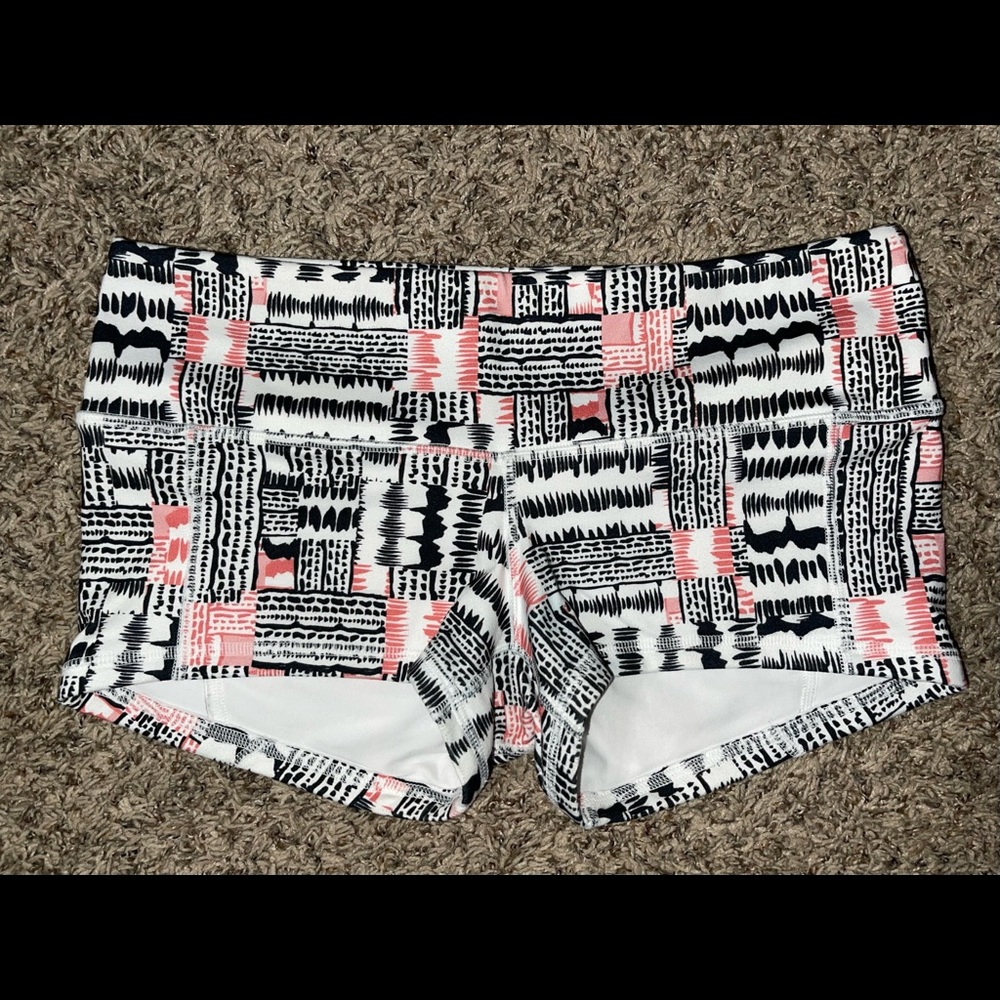 LRC Shorts